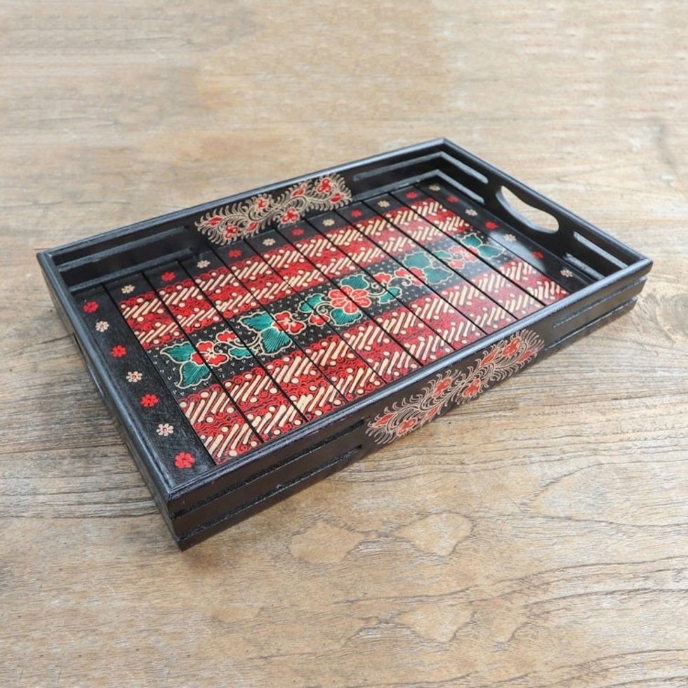 Hand Made Floral Batik Decorative Tray 'Kawung Beauty'
