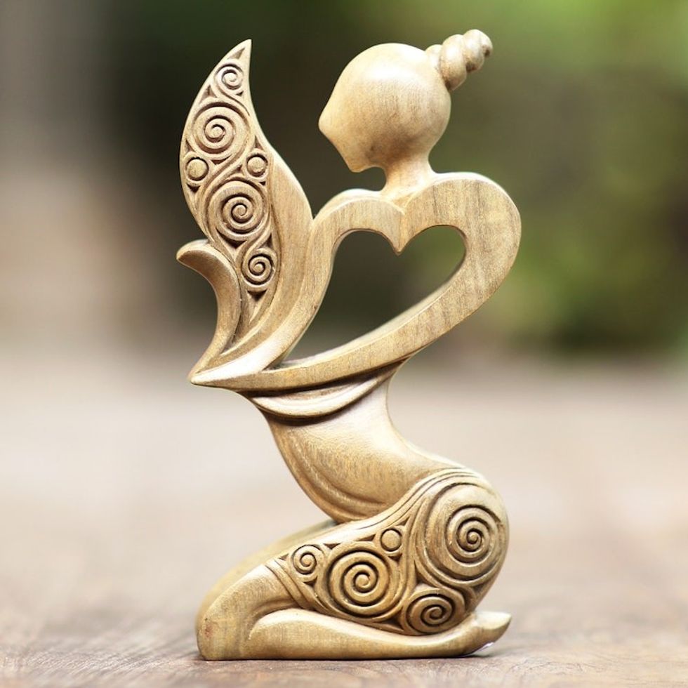 Heart-Themed Hibiscus Wood Statuette from Bali 'Tender Heart'
