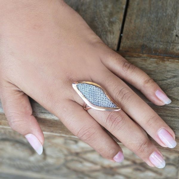 Alternate image for Rose Gold-Plated Brass and Mesh Cocktail Ring Rosy Leaves