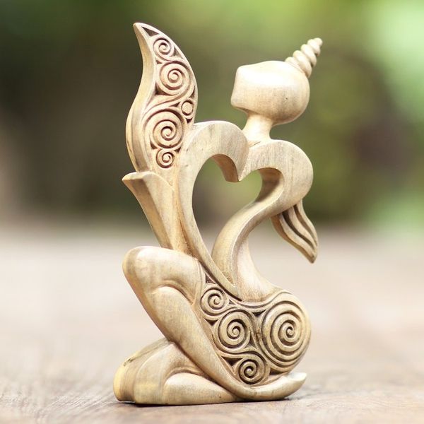 Alternate image for Artisan Crafted Heart-Themed Hibiscus Wood Statuette Romantic Woman