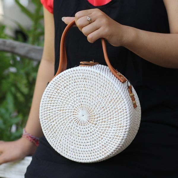 Alternate image for Natural Fiber and Leather Round Sling Bag Blanc