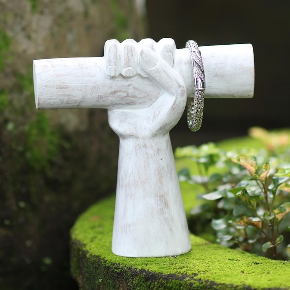 Artisan Made Jempinis Wood Jewelry Holder 'Winning Hand in White'
