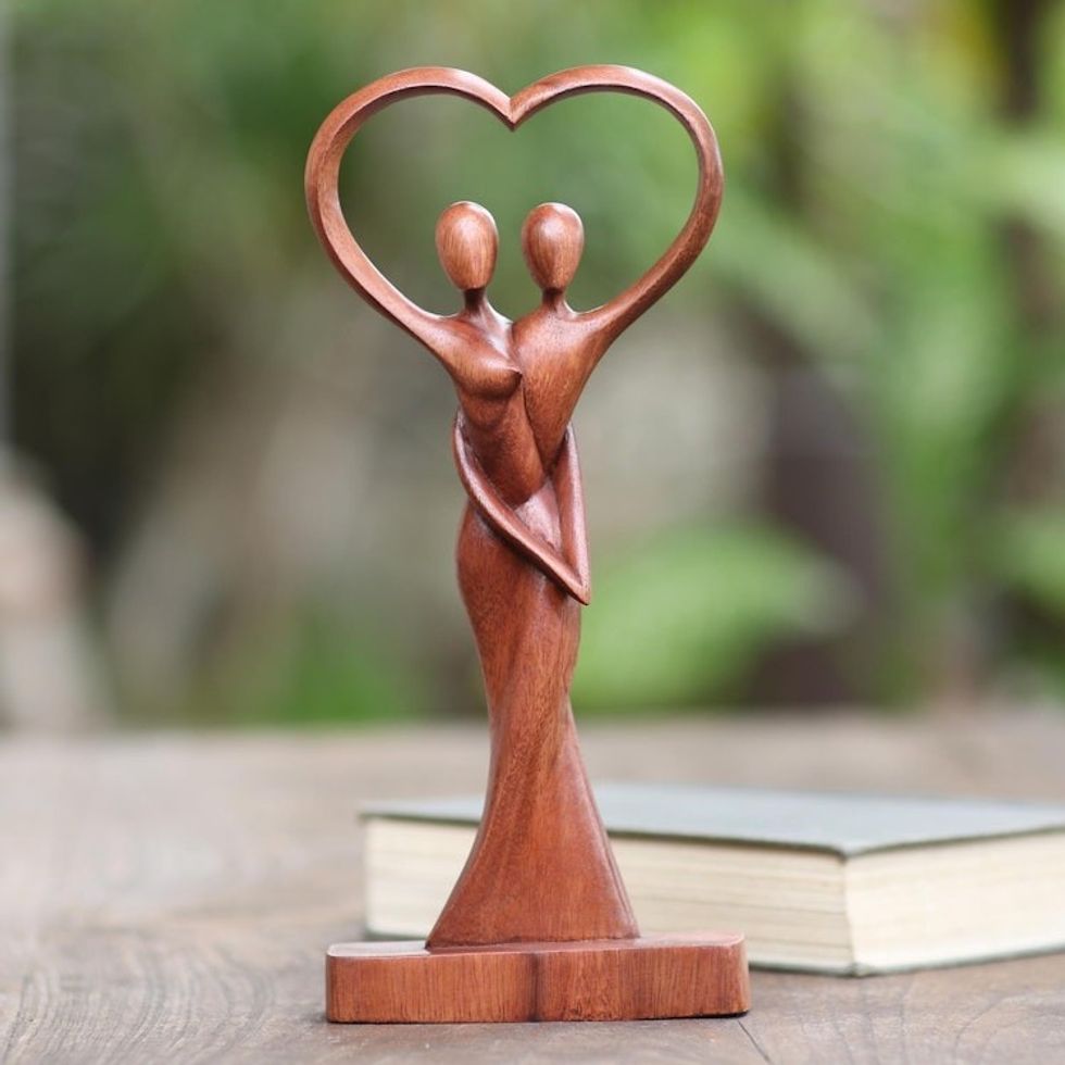 Hand Crafted Romantic Suar Wood Sculpture 'Falling in Love'