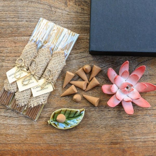Alternate image for Ceramic Lotus Flower Aromatherapy Incense Boxed Set Blooming Lotus in Pink