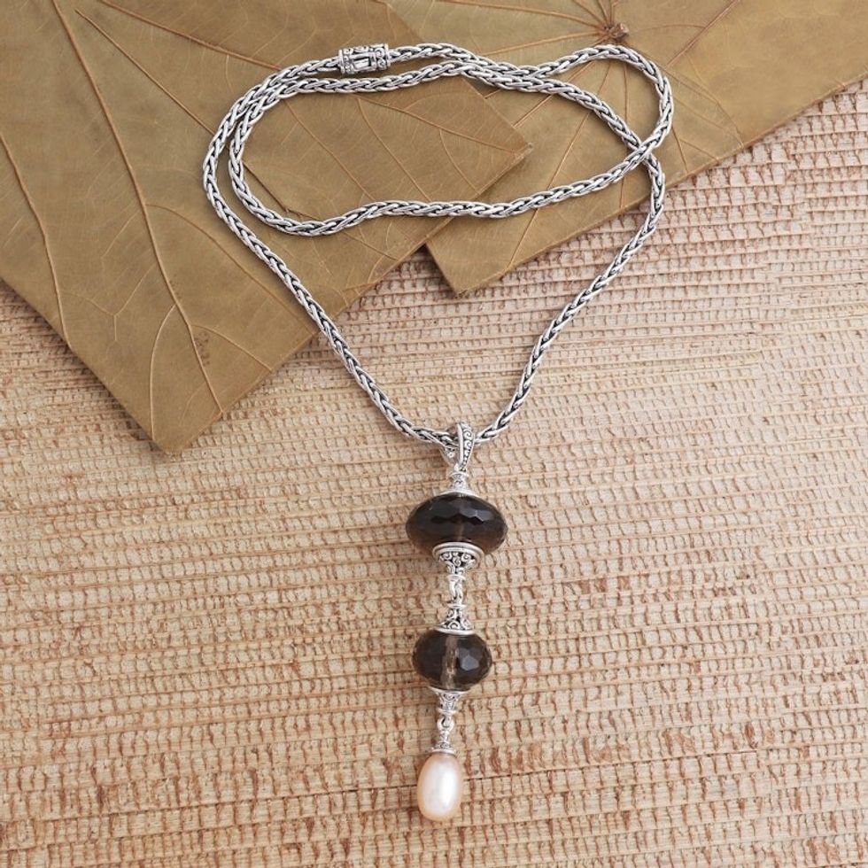 Smoky Quartz and Cultured Pearl Pendant Necklace 'Merajan in Brown'
