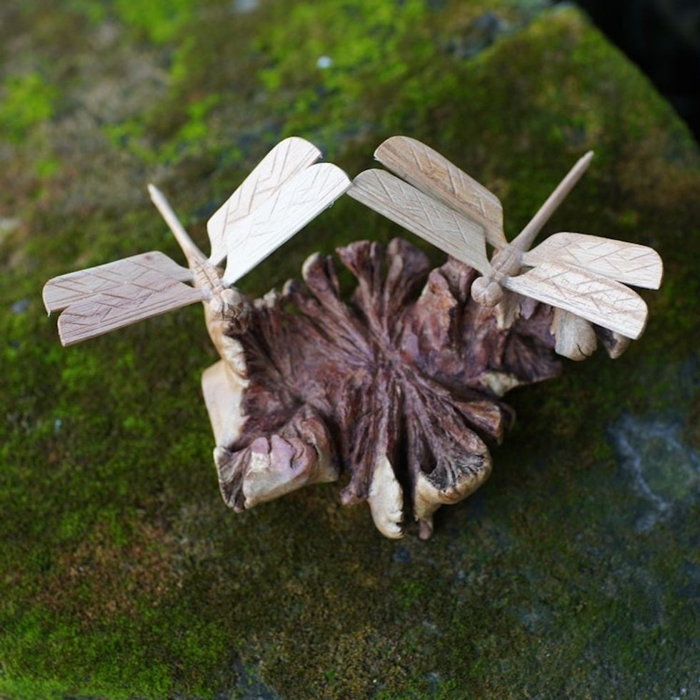 Hand Carved Jempinis Wood Dragonfly Statuette 'Sweet Wings'