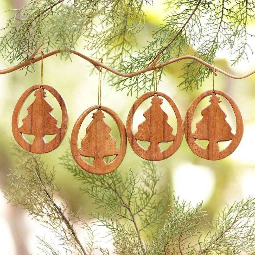 Tree Motif Christmas Ornaments Set of 4 'Christmas Tree Silhouette'