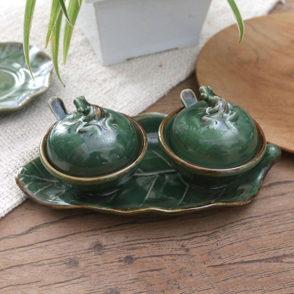 Leaf and Frog Ceramic Condiment Set 5 Pcs 'Little Frogs'