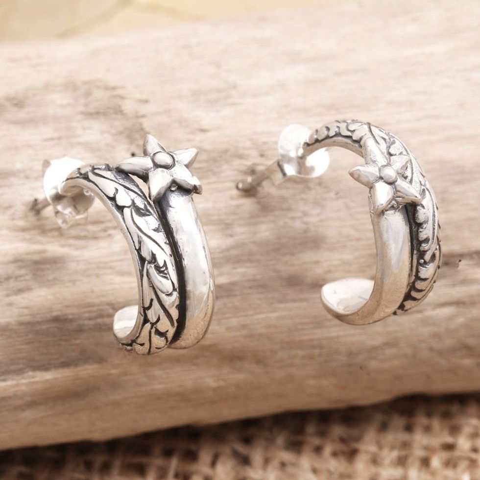 Sterling Silver Star-Motif Drop Earrings 'Gleaming Stars'