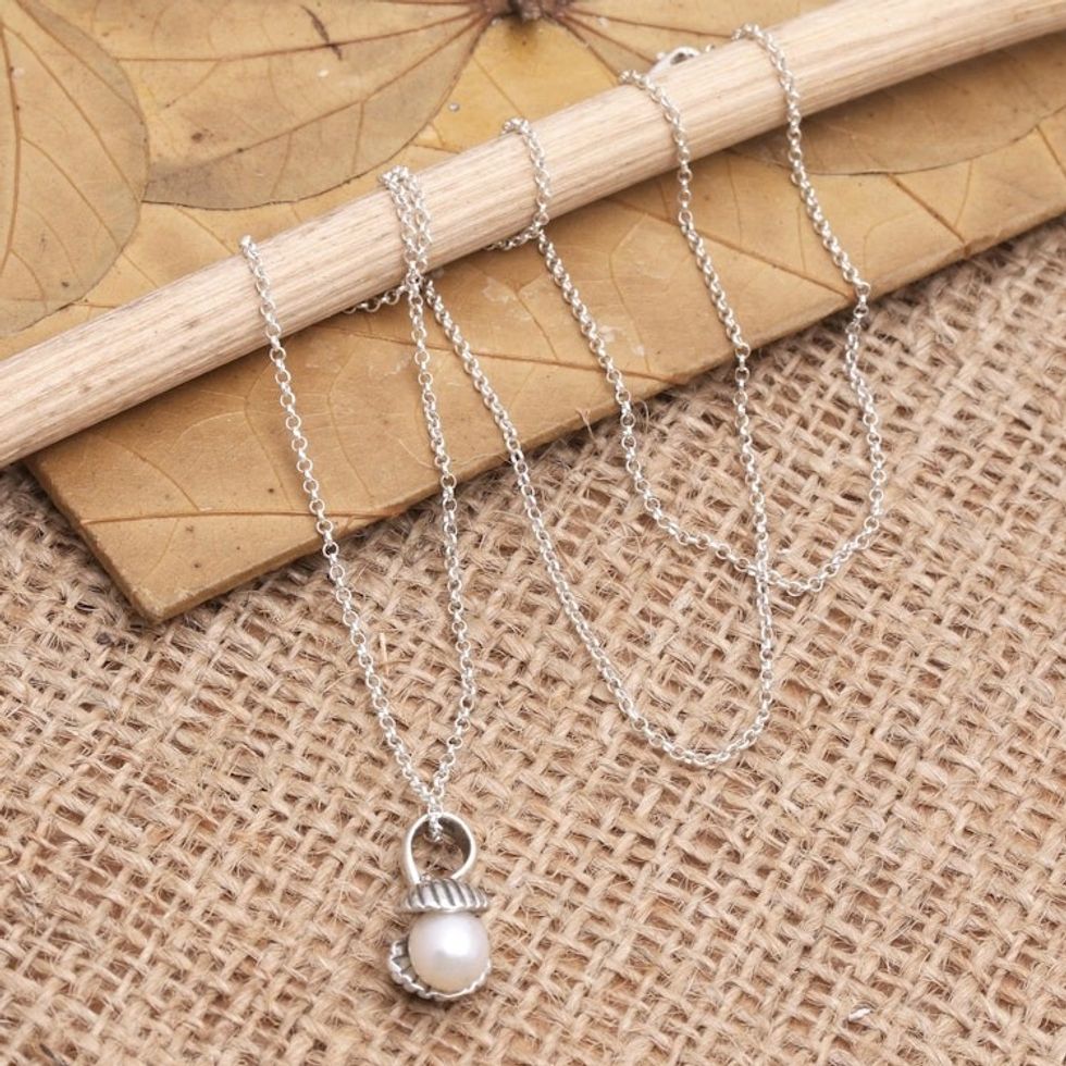 Cultured Pearl and Sterling Silver Pendant Necklace 'Happy as a Clam'