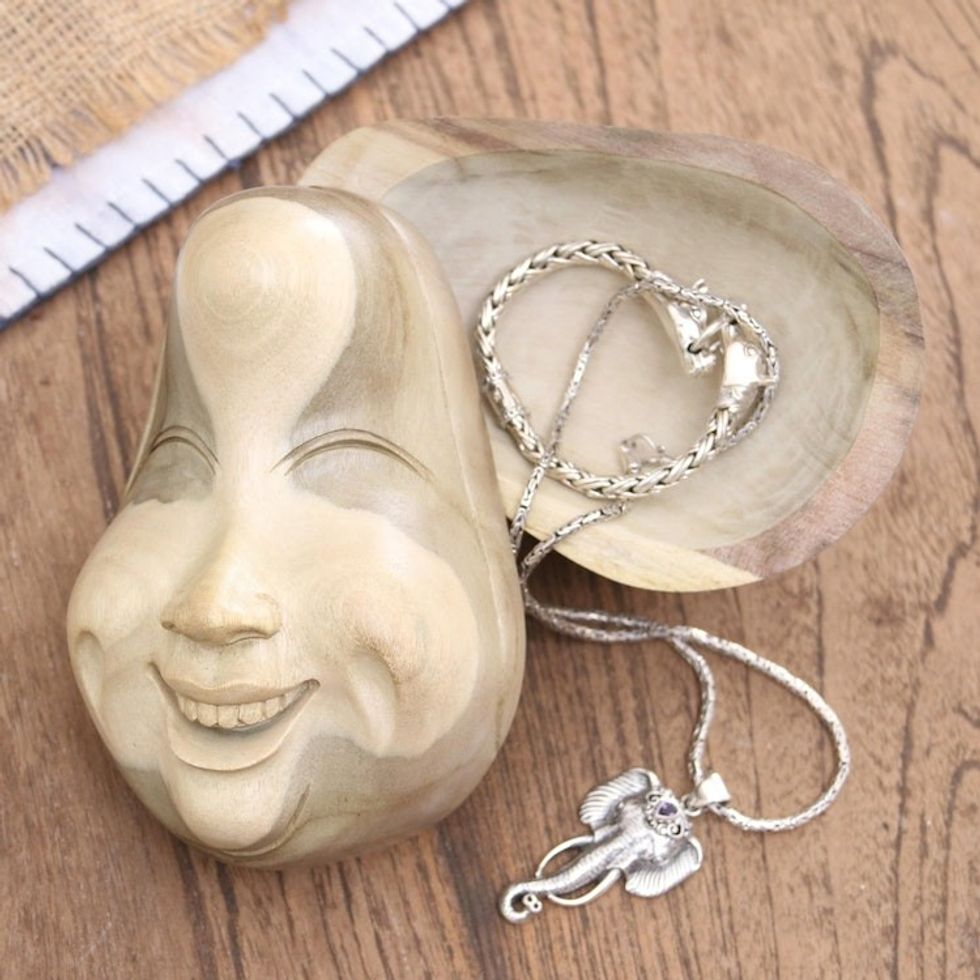 Hand Made Hibiscus Wood Decorative Box 'Keep Smiling'