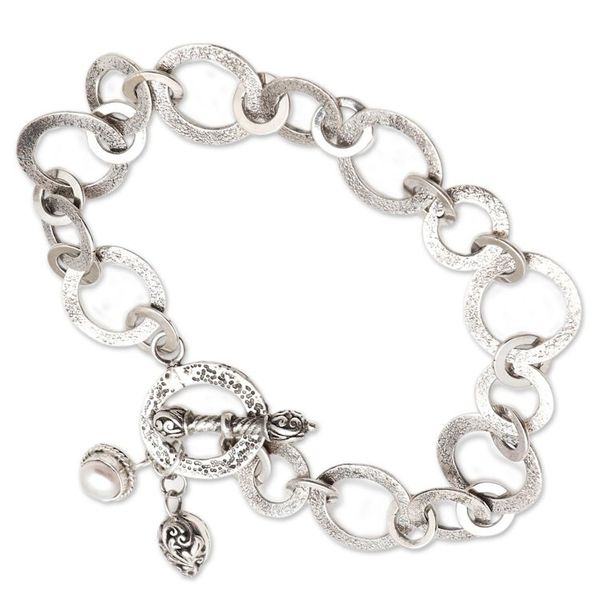 Alternate image for Cultured Freshwater Pearl and Sterling Silver Link Bracelet Ring a Bell