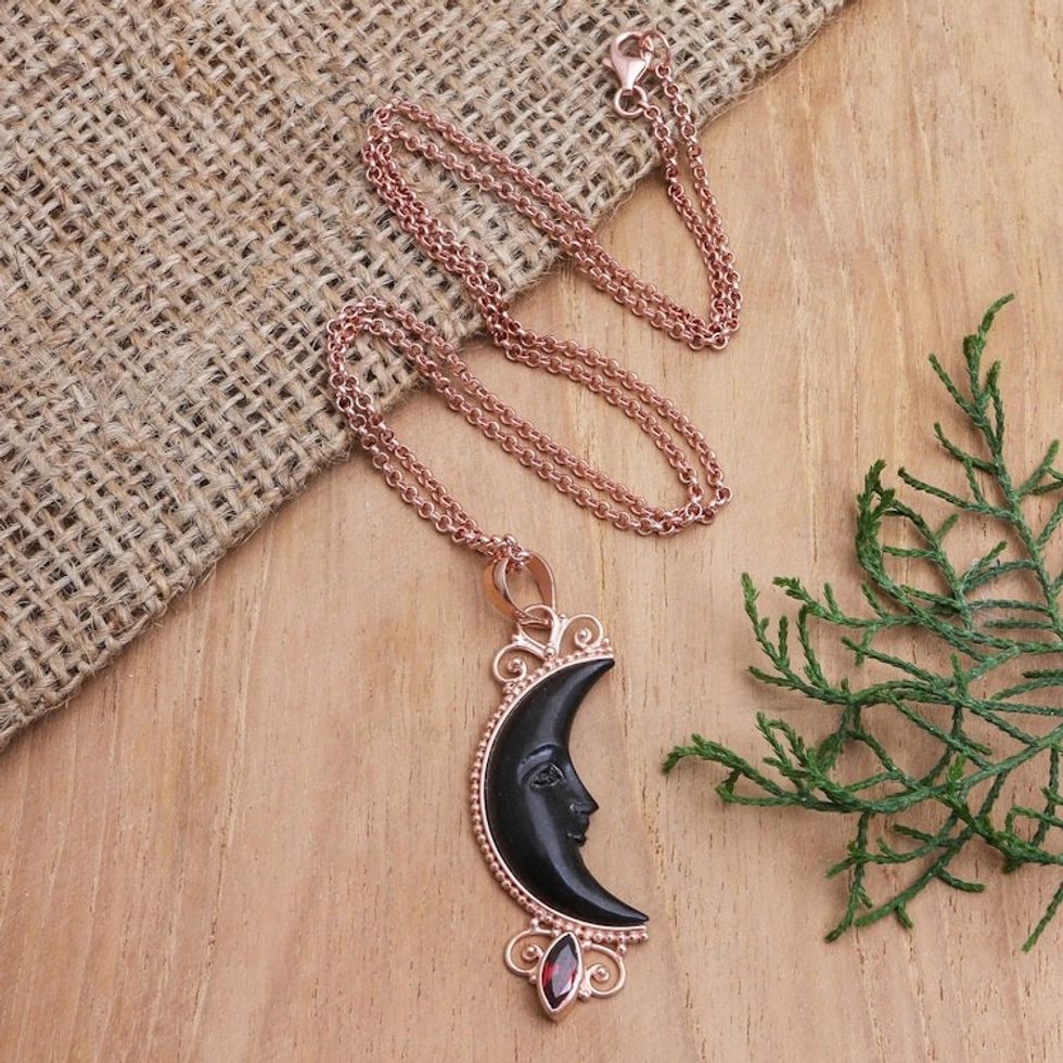 Rose Gold-Plated Garnet Pendant Necklace 'Moonlit Shadow'