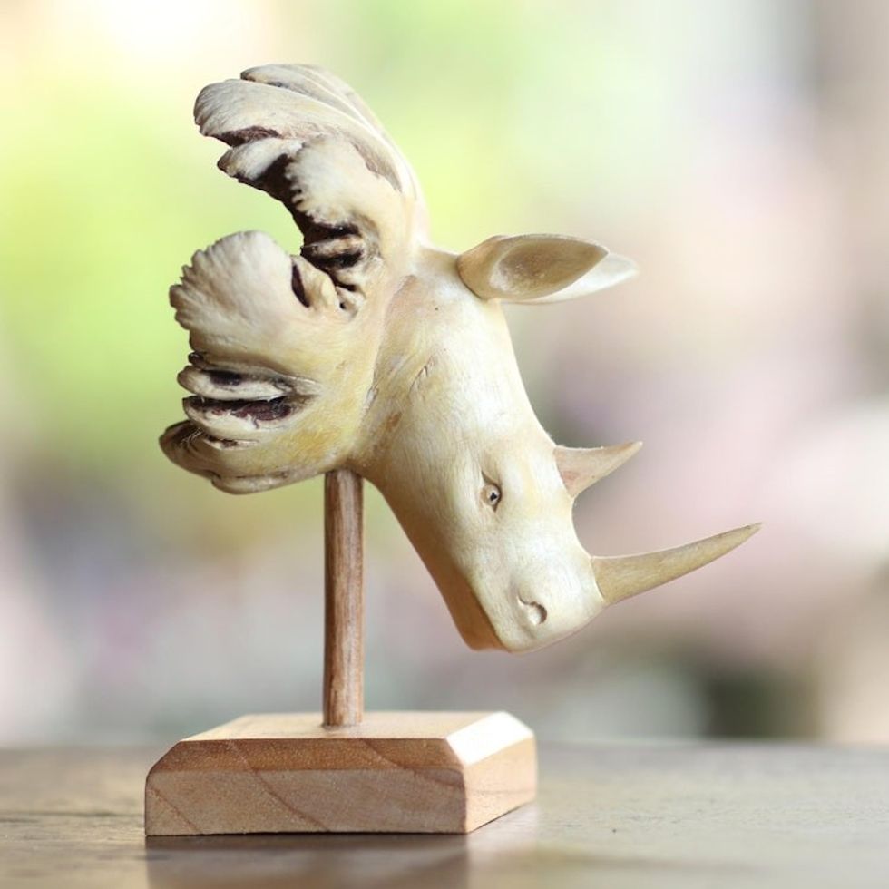 Jempinis Wood Rhino-Themed Statuette 'Rhino Dive'
