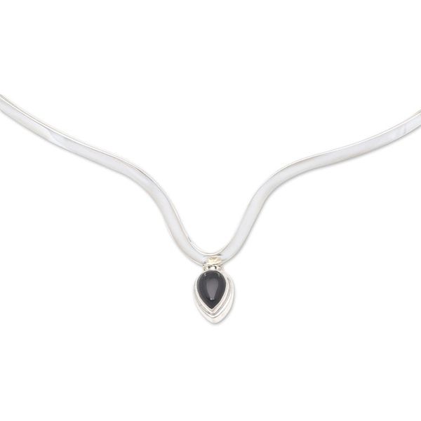 Alternate image for Handmade Onyx and Sterling Silver Pendant Necklace Uptown Girl