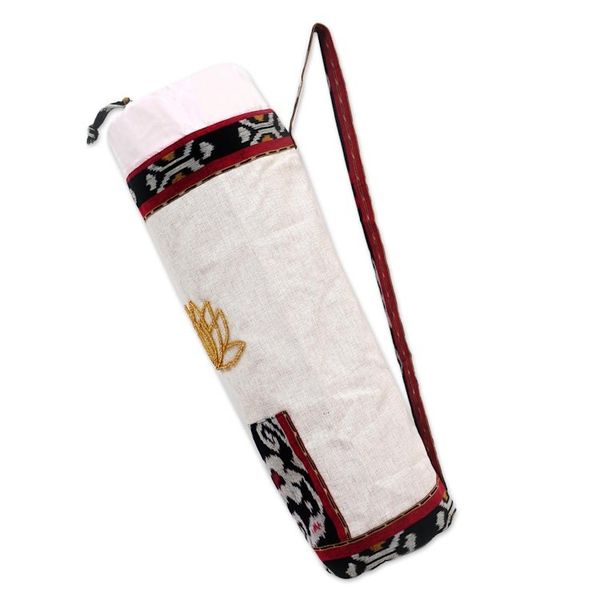 Alternate image for Javanese Ikat Cotton Yoga Mat Bag Lotus Lagoon in Ivory