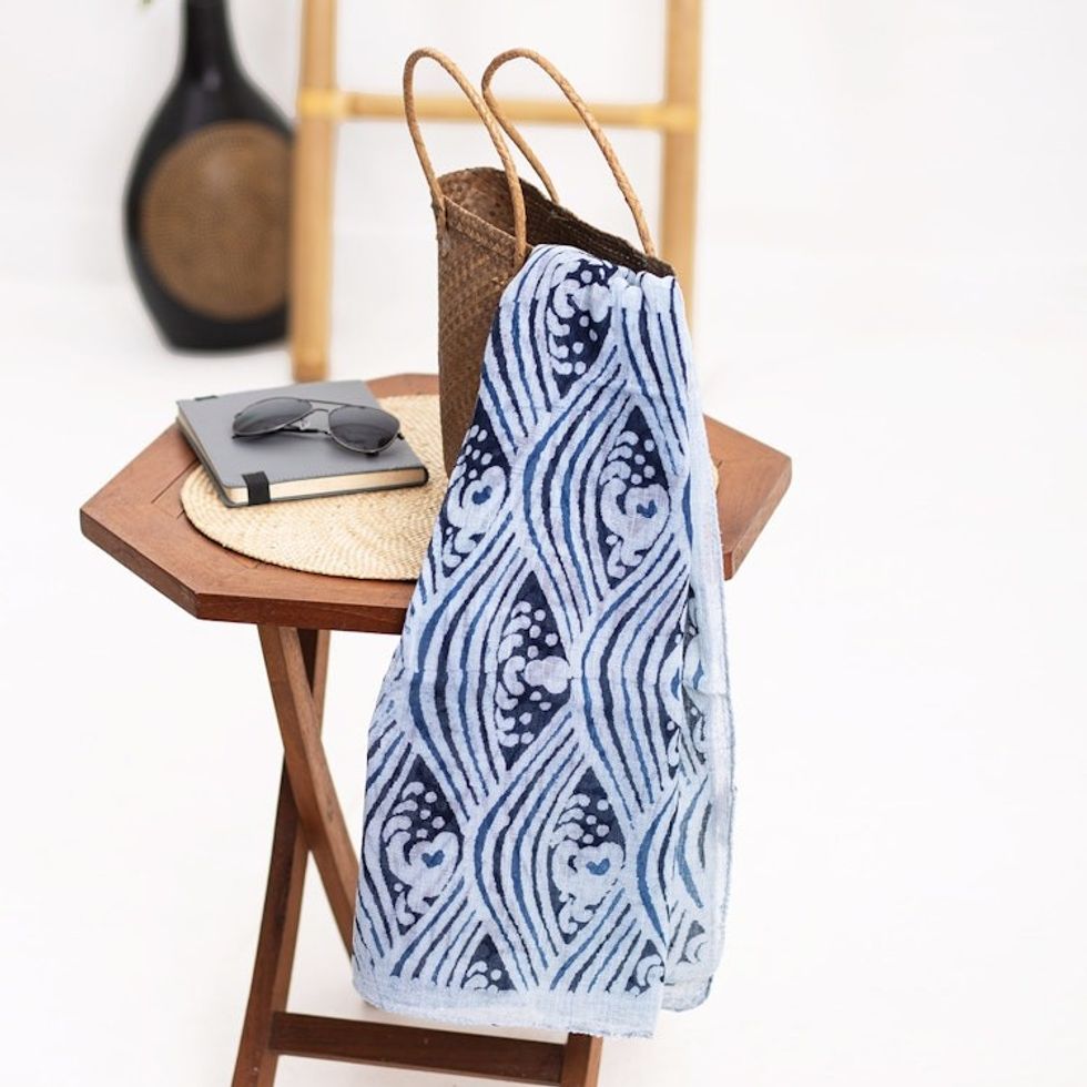 Hand-Woven Cotton Shawl with Natural Dyes 'Best in Blue'