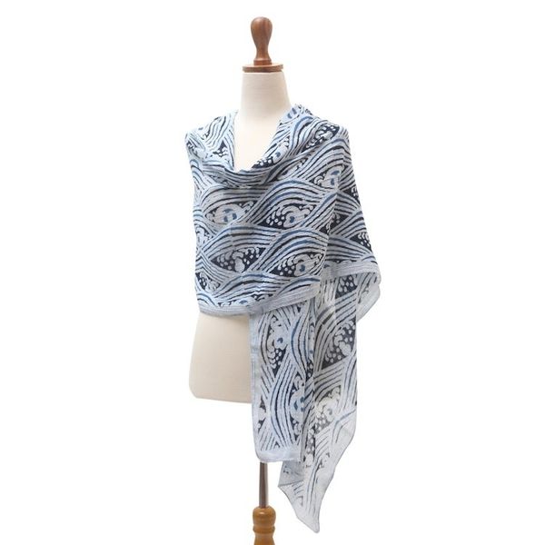Alternate image for Hand-Woven Cotton Shawl with Natural Dyes Best in Blue