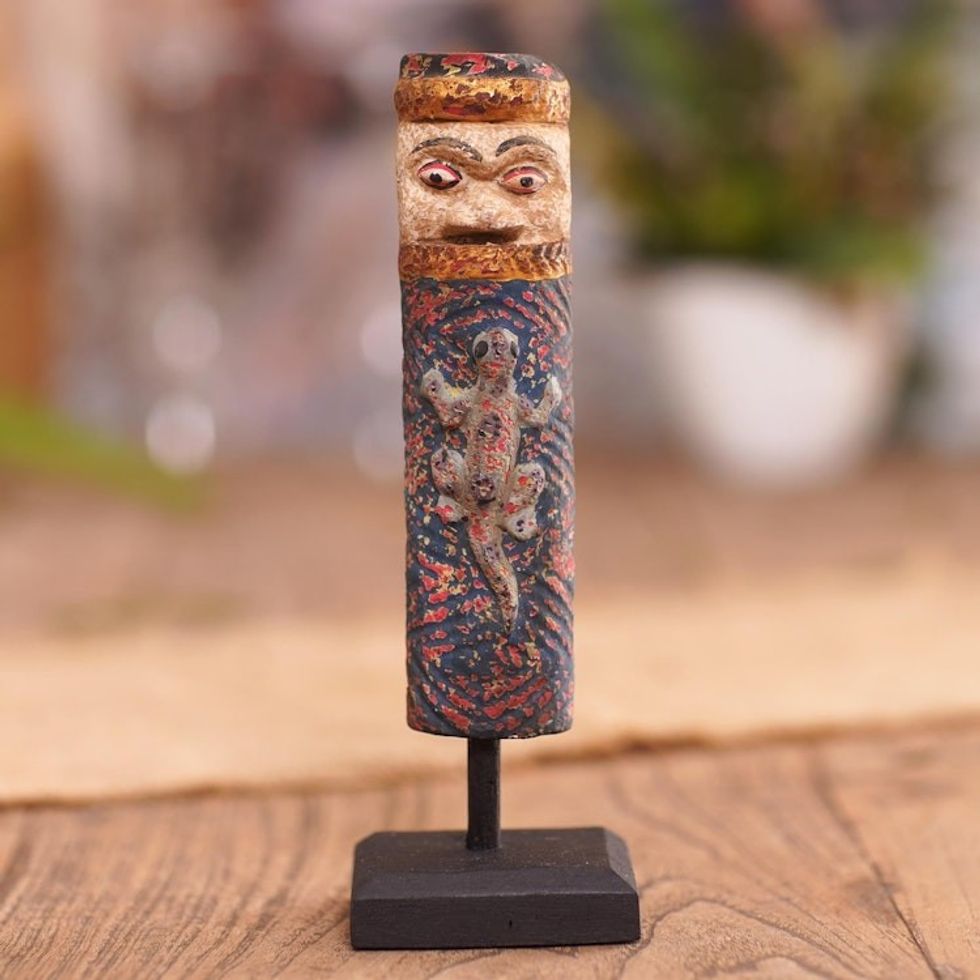 Hand Painted Albesia Wood Borneo Culture Statuette 'Dayak Sign'
