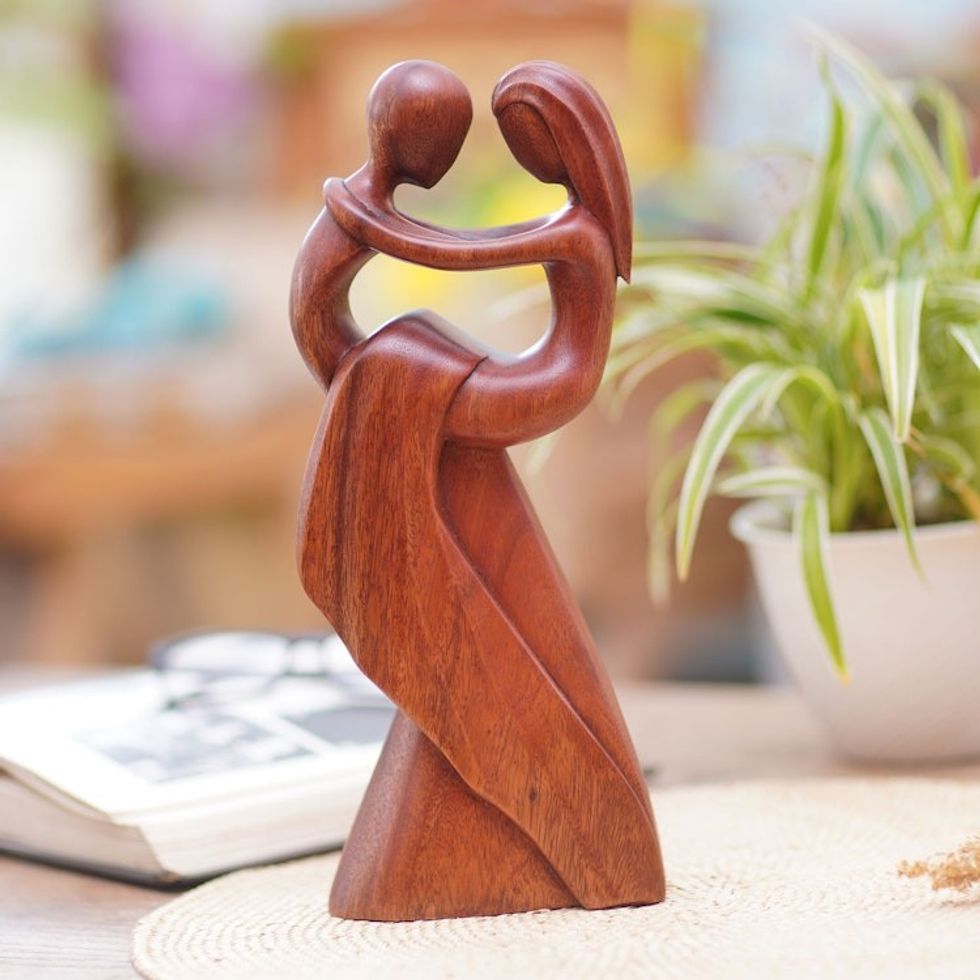 Hand Carved Romantic Suar Wood Statuette 'Romantic Fairytale'