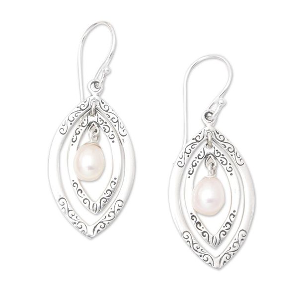 Alternate image for Balinese Cultured Pearl and Sterling Silver Dangle Earrings Rare Entity