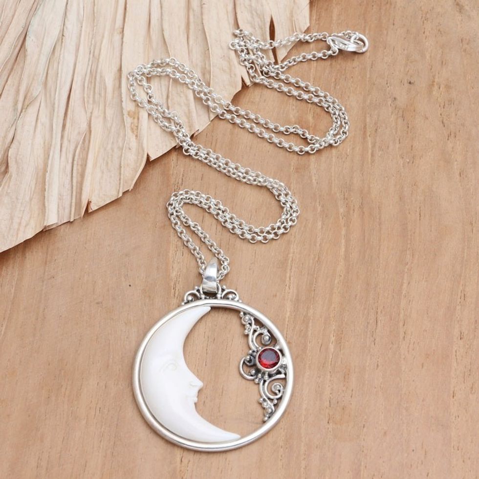 Garnet Pendant Necklace with Crescent Moon Motif 'Knighted Moon'