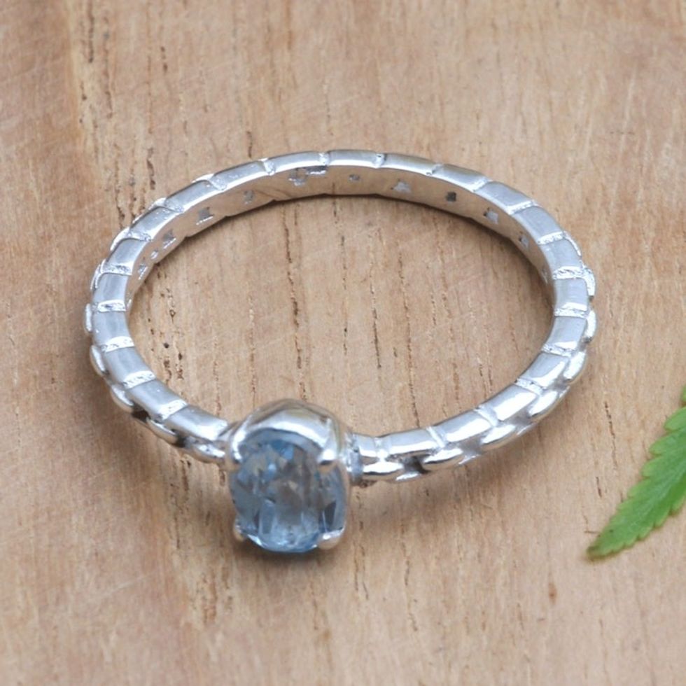 Artisan Crafted Blue Topaz Ring 'Link Up'