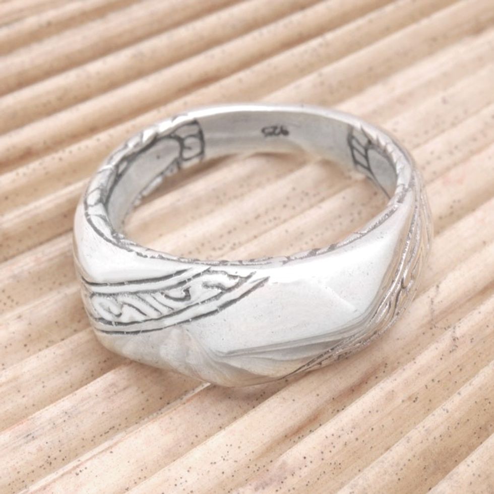 Balinese Men's Sterling Silver Band Ring 'Balinese Look'