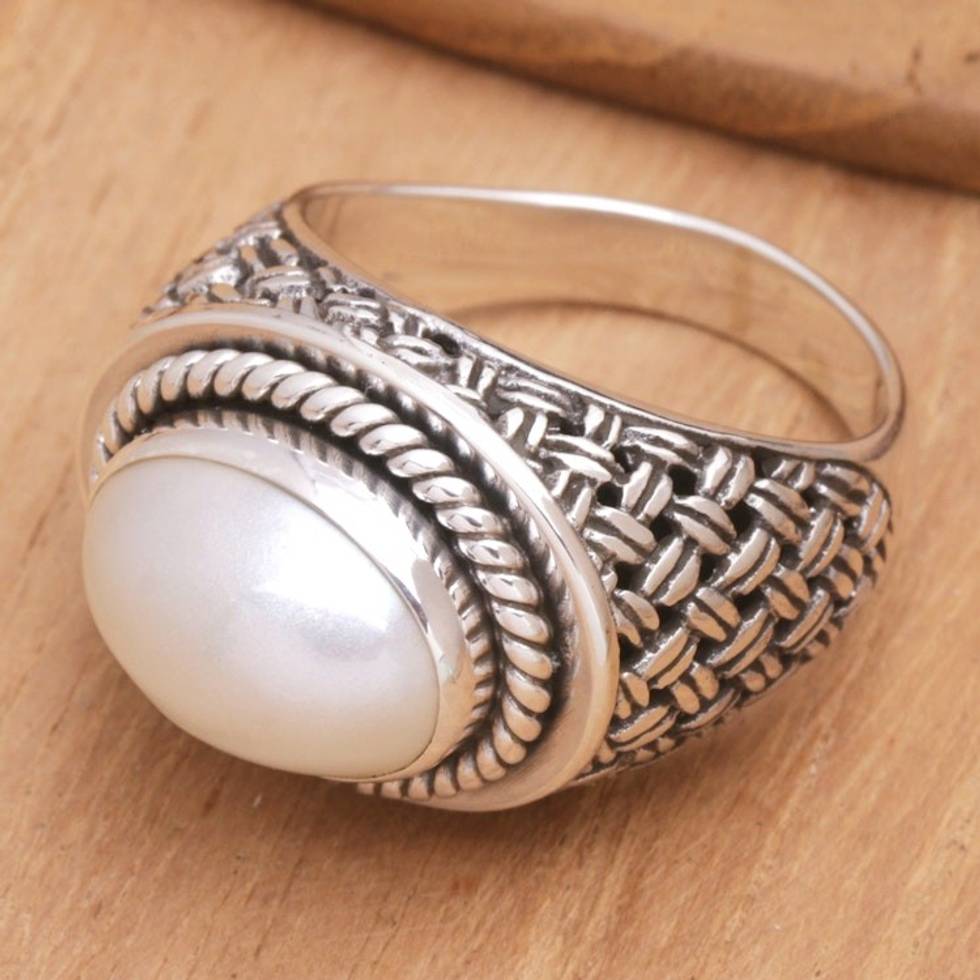 Sterling Silver Cocktail Ring with Cream Cultured Pearl 'White Wave'