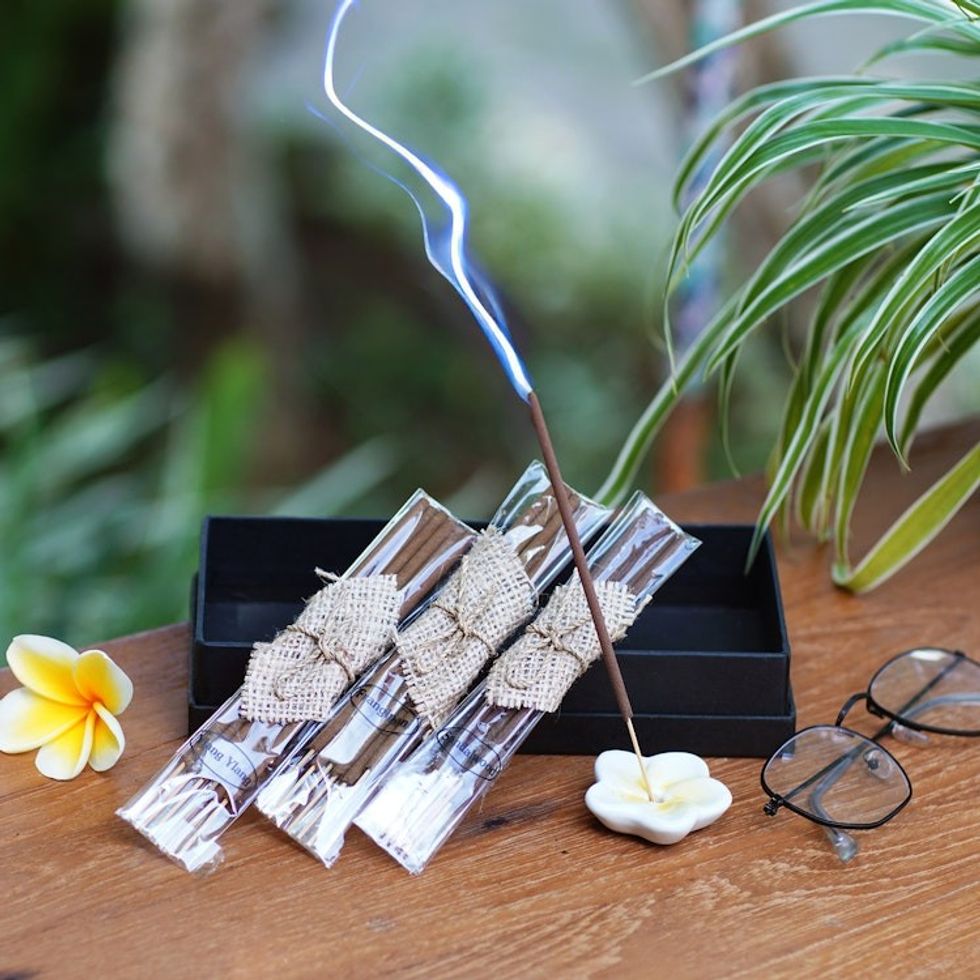 Aromatherapy Boxed Gift Set with 18 Incense Sticks Holder 'Plumeria Sunrise'
