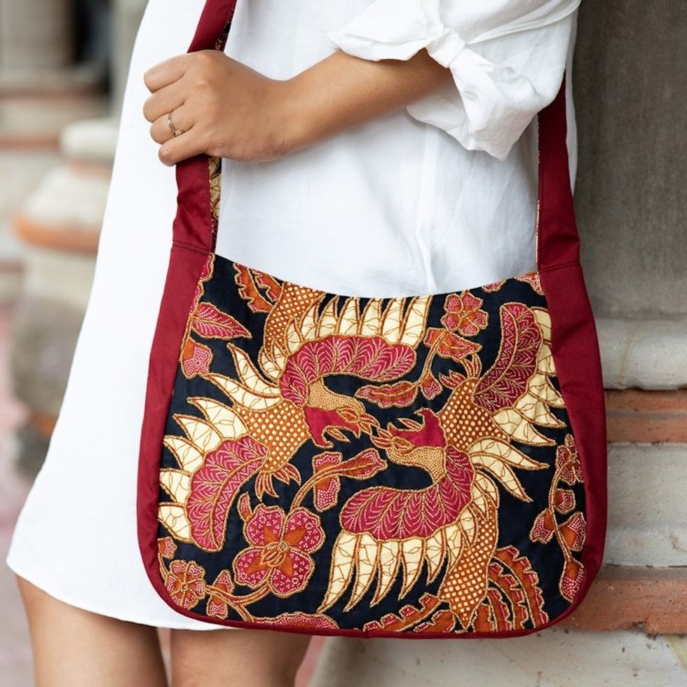 Traditional Beaded Cotton Batik Shoulder Bag in Red 'Intense Sawunggaling'