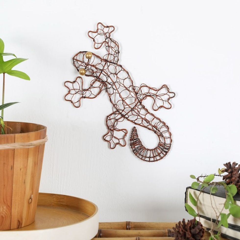 Handcrafted Lizard-Themed Plastic Bead and Iron Wall Art 'Lizard King'