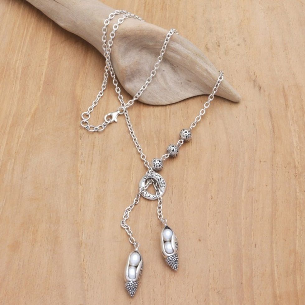 Traditional Sterling Silver Lariat Necklace with Gray Pearls 'Pearly Secret'