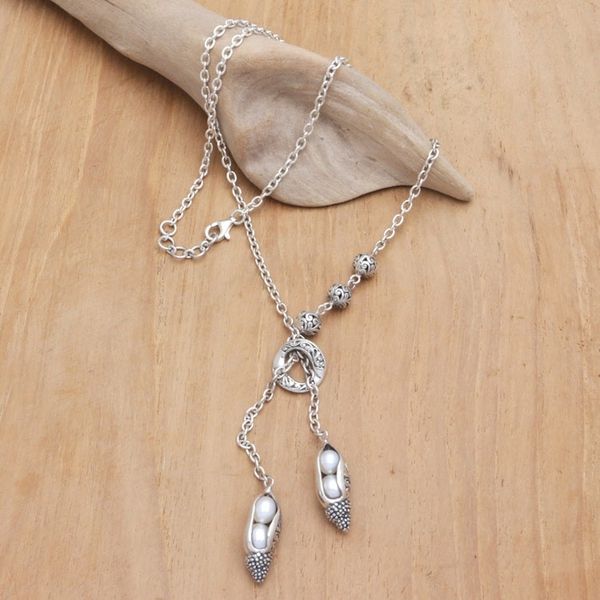 Alternate image for Traditional Sterling Silver Lariat Necklace with Gray Pearls Pearly Secret