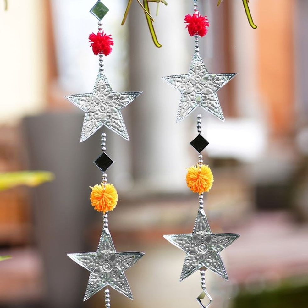 2 Handcrafted Aluminum Star Garlands with Glass and Pompoms 'Starry Colors'