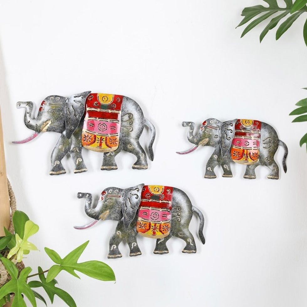Set of 3 Handcrafted Traditional Iron Wall Art Elephants 'Sulawesi Elephants'