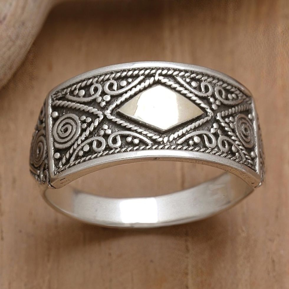 18k Gold-Accented Sterling Silver Geometric Domed Ring 'Royal Rhombus'