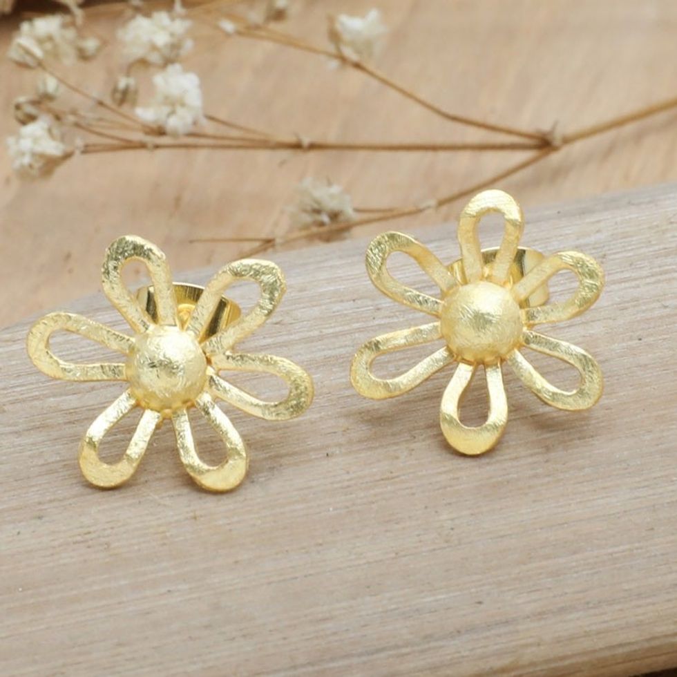 Brushed-Satin Finished 18k Gold-Plated Button Earrings 'Eden Bouquet'