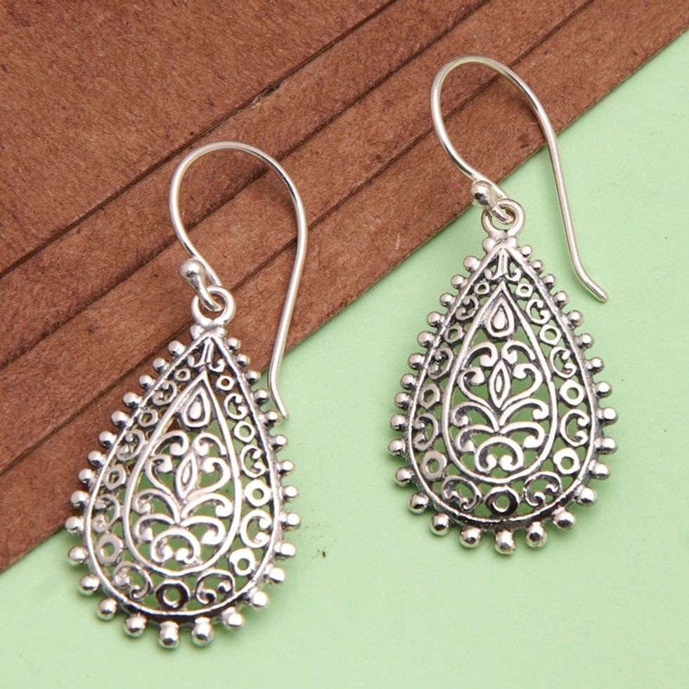 Traditional Sterling Silver Filigree Dangle Earrings 'Gianyar Gala'