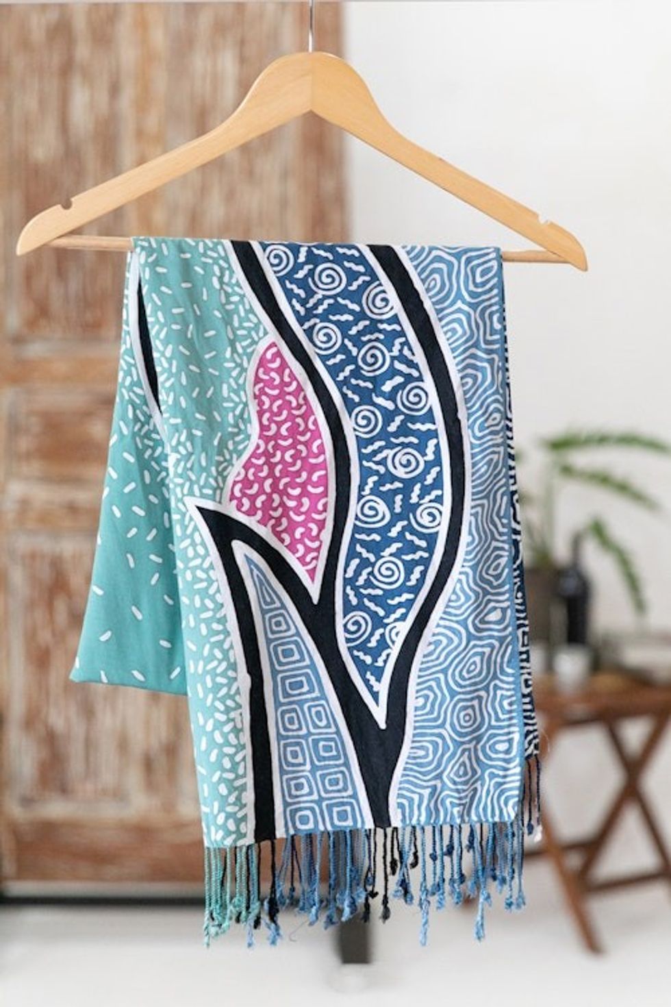 Handcrafted Green Batik Rayon Shawl with Wavy Motifs 'Serene Waves'