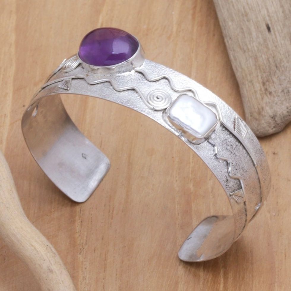 Amethyst Cultured Biwa Pearl Sterling Silver Cuff Bracelet 'Chic Woman'