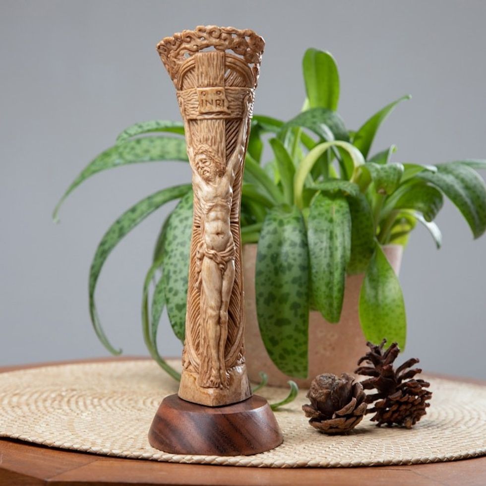 Hand-Carved Religious Jesus Christ Sculpture from Bali 'Blessing of Jesus'