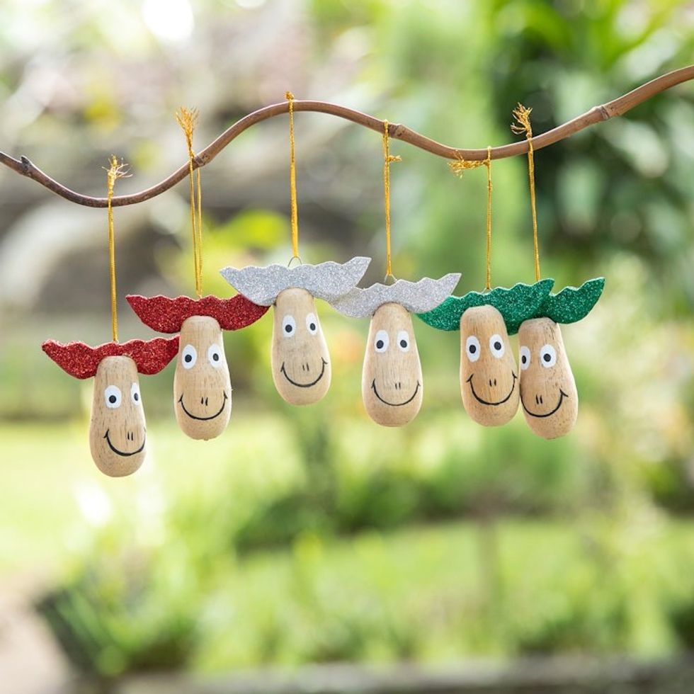 6 Wood Holiday Reindeer Ornaments with Glitter Accents 'Joyful Reindeer'