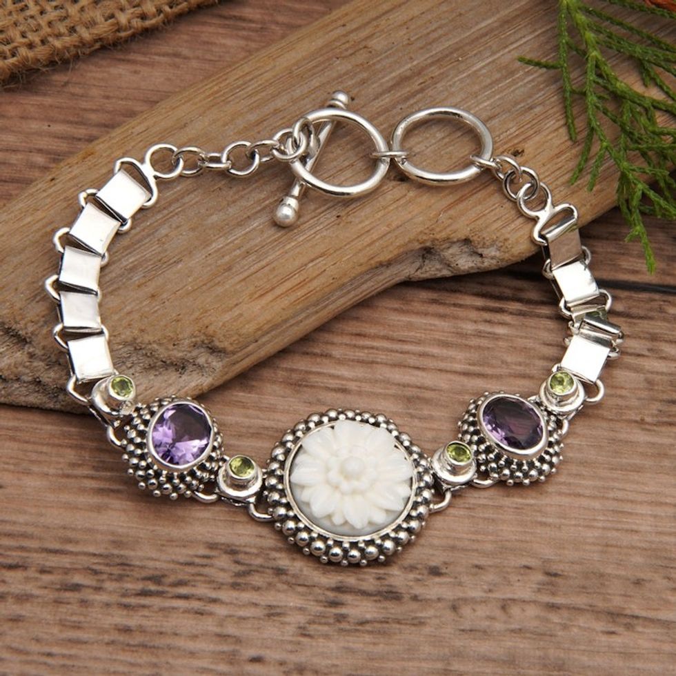 Floral Three-Carat Amethyst and Peridot Pendant Bracelet 'Mystical Sunflower'
