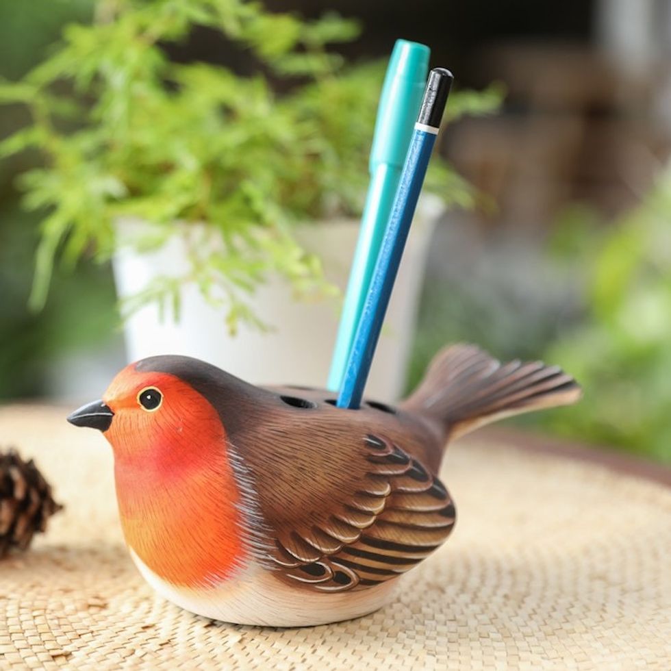 Suar Wood Robin Bird Pen Holder Carved and Painted by Hand 'Nesting Robin'