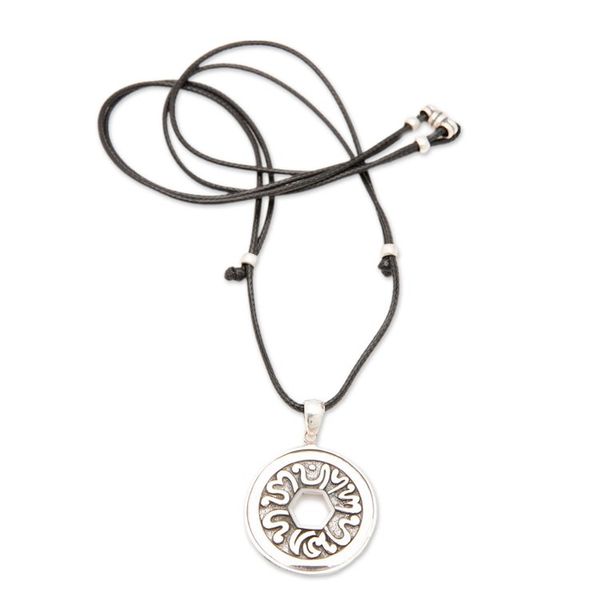 Alternate image for Adjustable Classic Round Sterling Silver Pendant Necklace Islands Grandeur