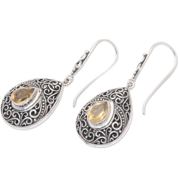Alternate image for Traditional One-Carat Faceted Citrine Dangle Earrings Regal Paradise in Yellow