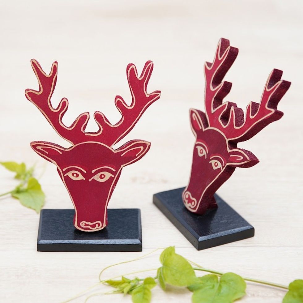 Painted Reindeer-Themed Red Pule Wood Home Accents Pair 'Deer Red'