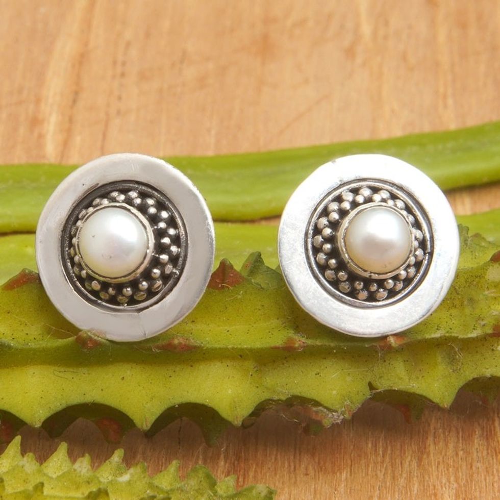 Sterling Silver Stud Earrings with Silver-White Pearls 'Beauty Orbit'