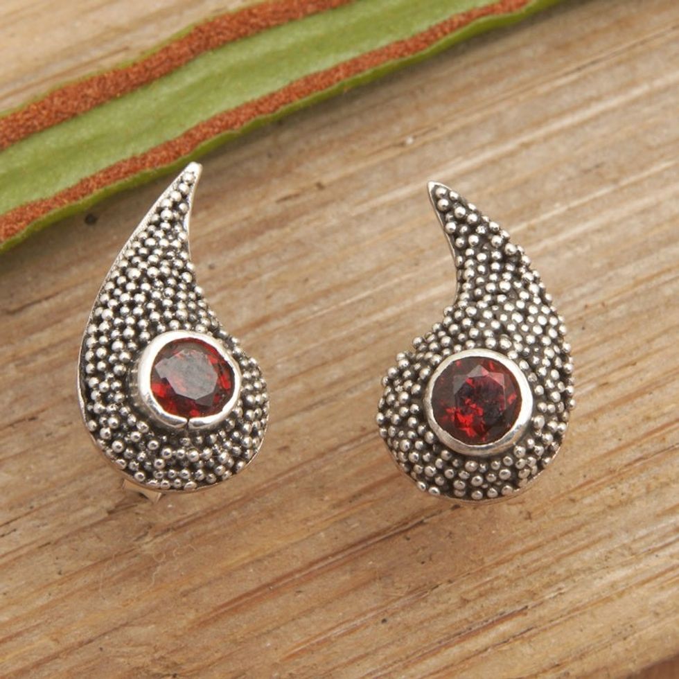 Drop-Shaped Button Earrings with Natural Garnet Jewels 'Perseverance Drops'